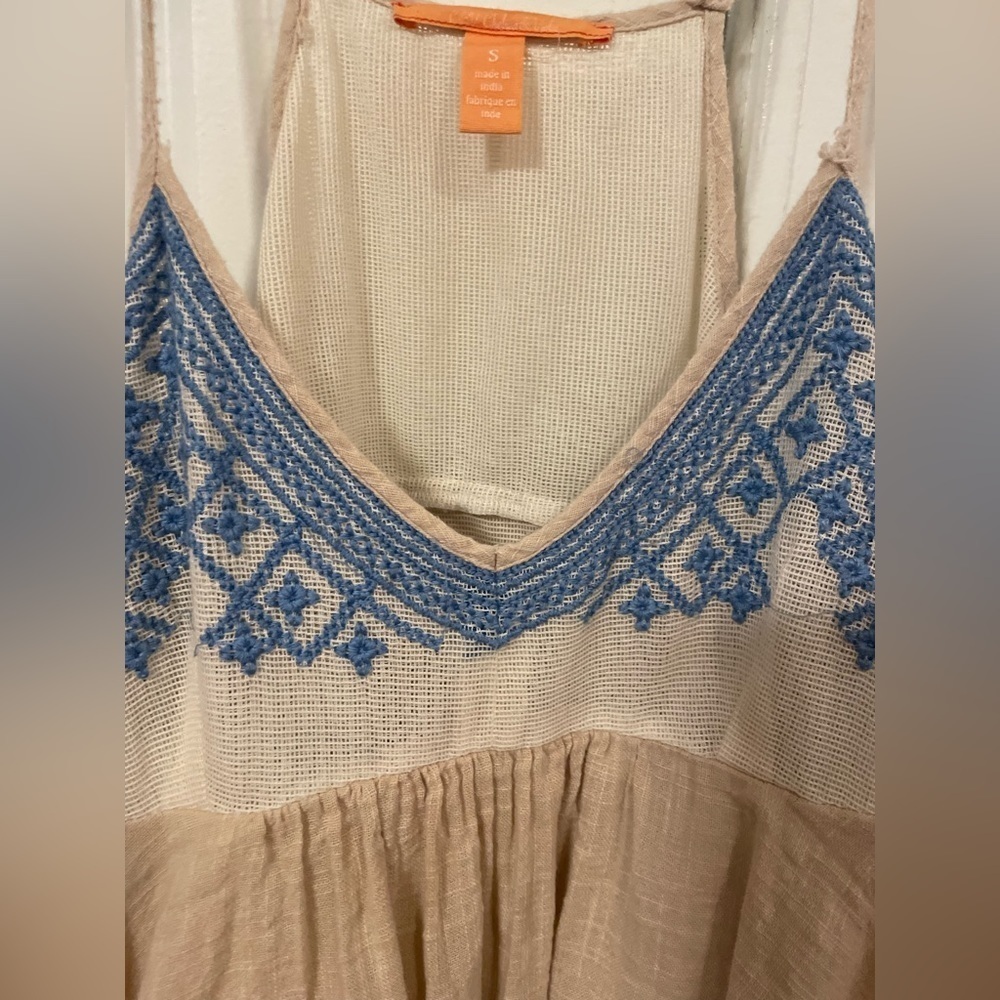 Embroidered Ruffle Tank with mixed fabrics - Picture 3 of 5